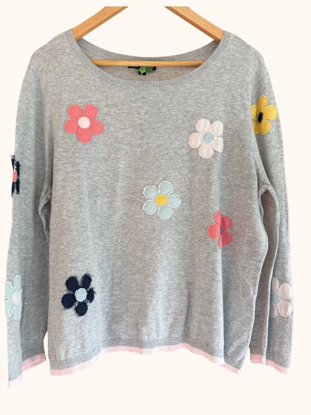 Charlie B Floral Appliqué Cotton Sweater Gray Pink G/L